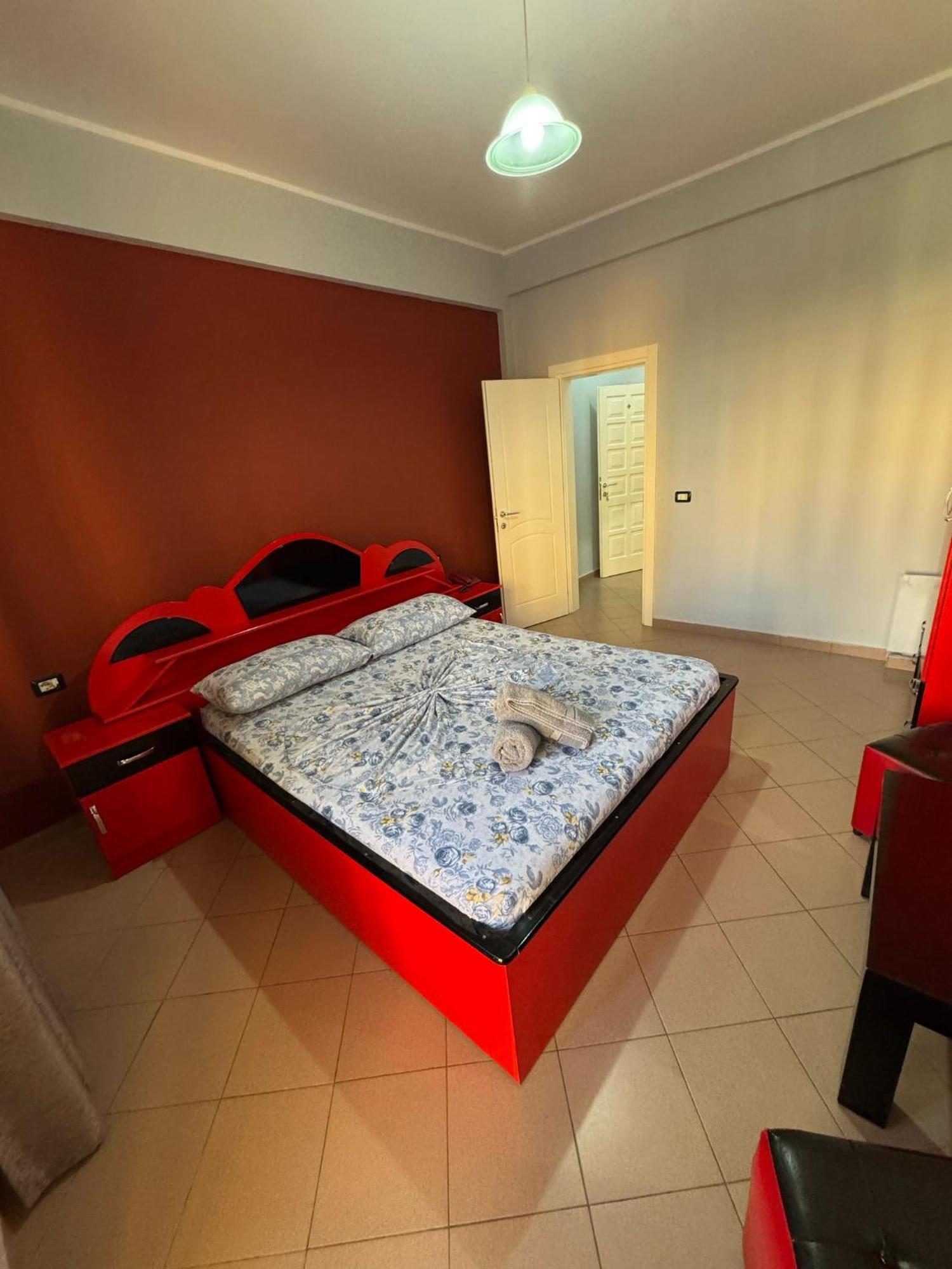 Hotel Europa Lezhë 외부 사진