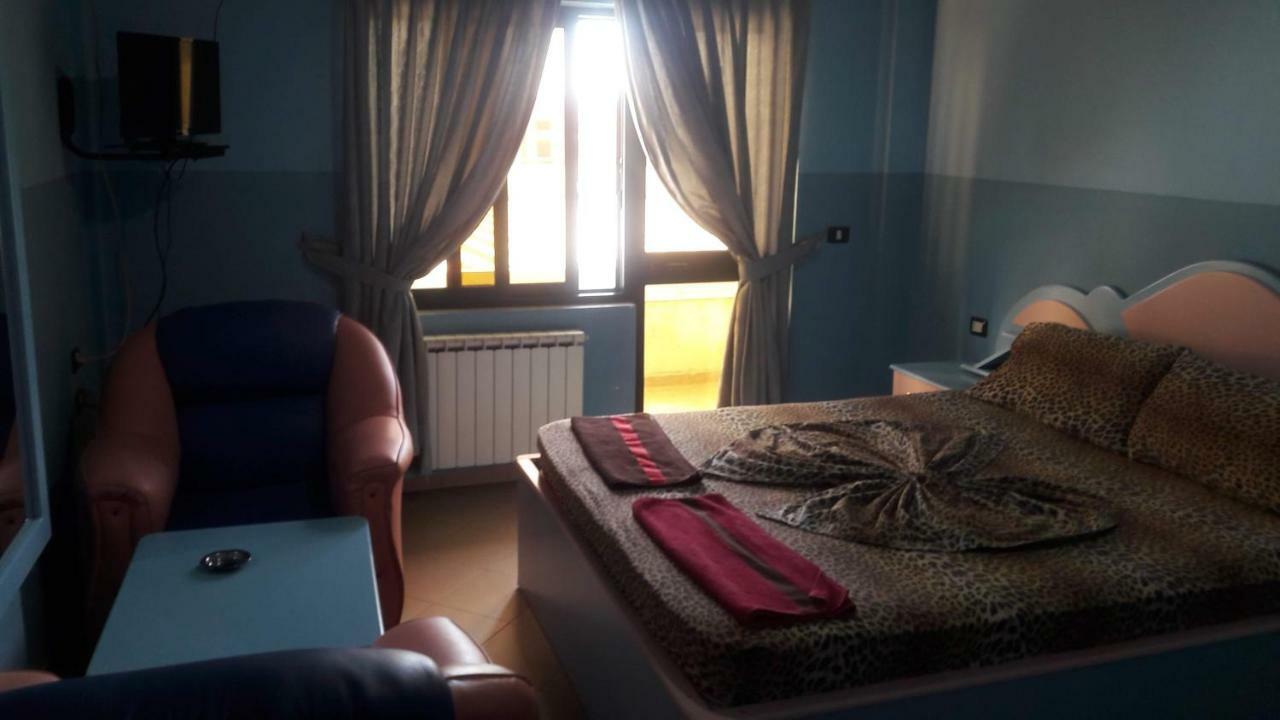Hotel Europa Lezhë 외부 사진