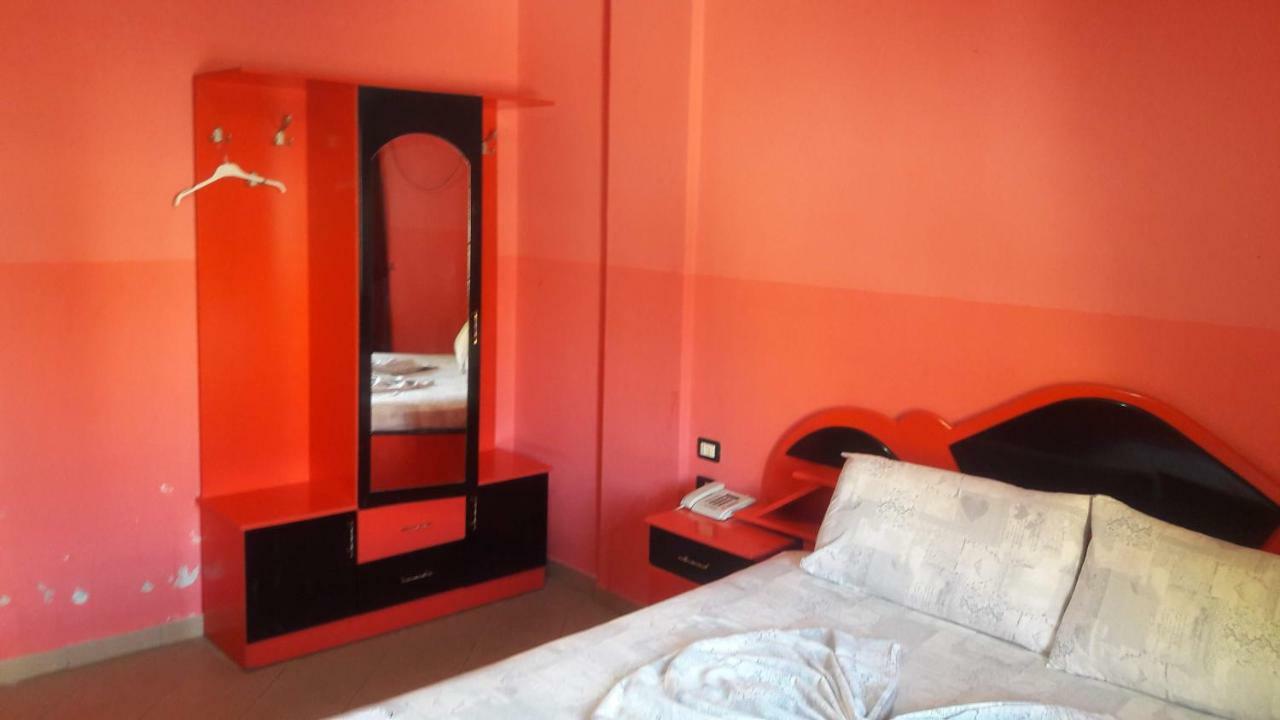 Hotel Europa Lezhë 외부 사진