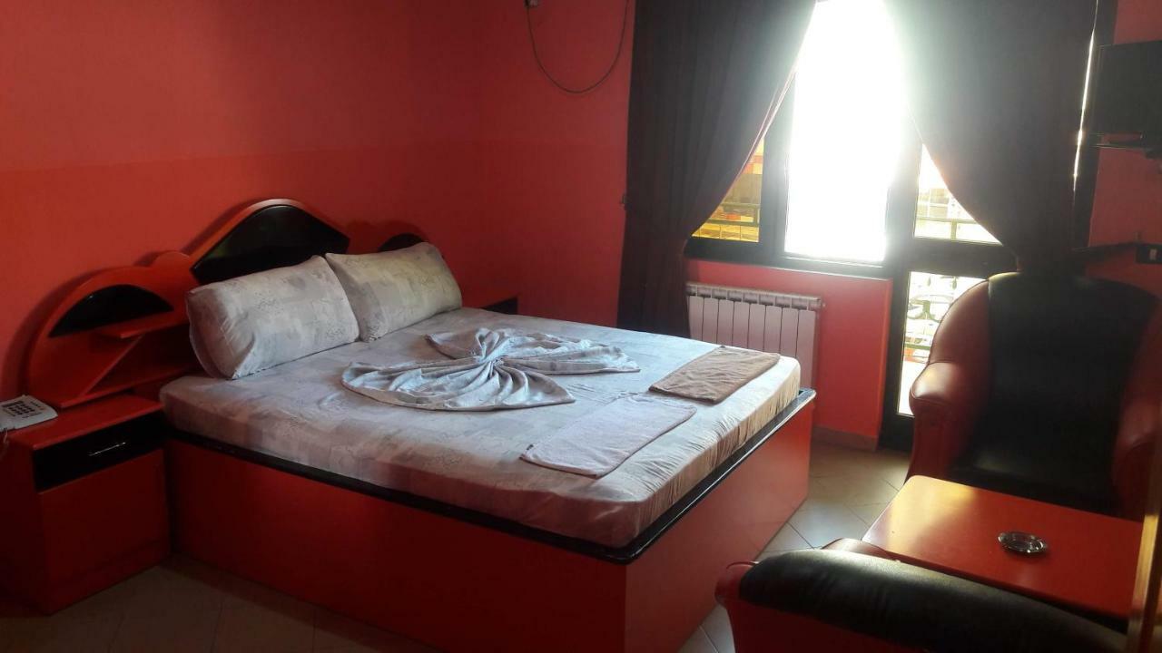 Hotel Europa Lezhë 외부 사진