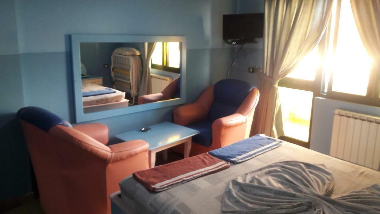 Hotel Europa Lezhë 외부 사진