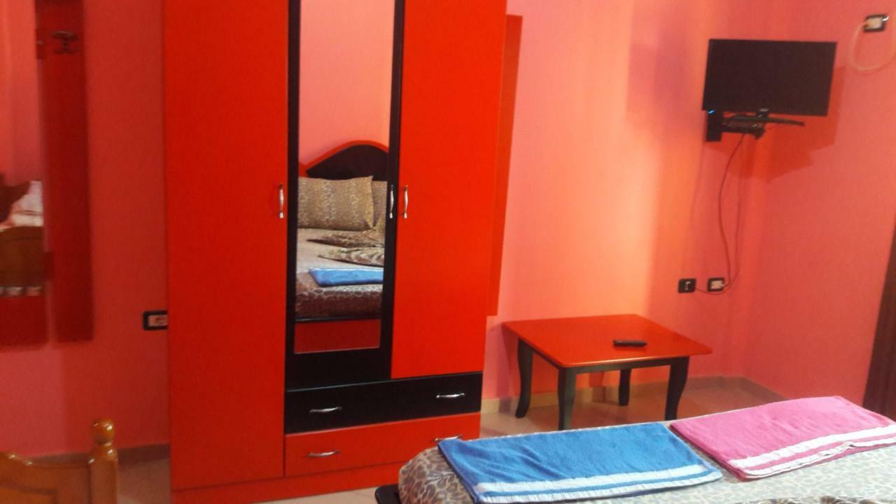 Hotel Europa Lezhë 외부 사진