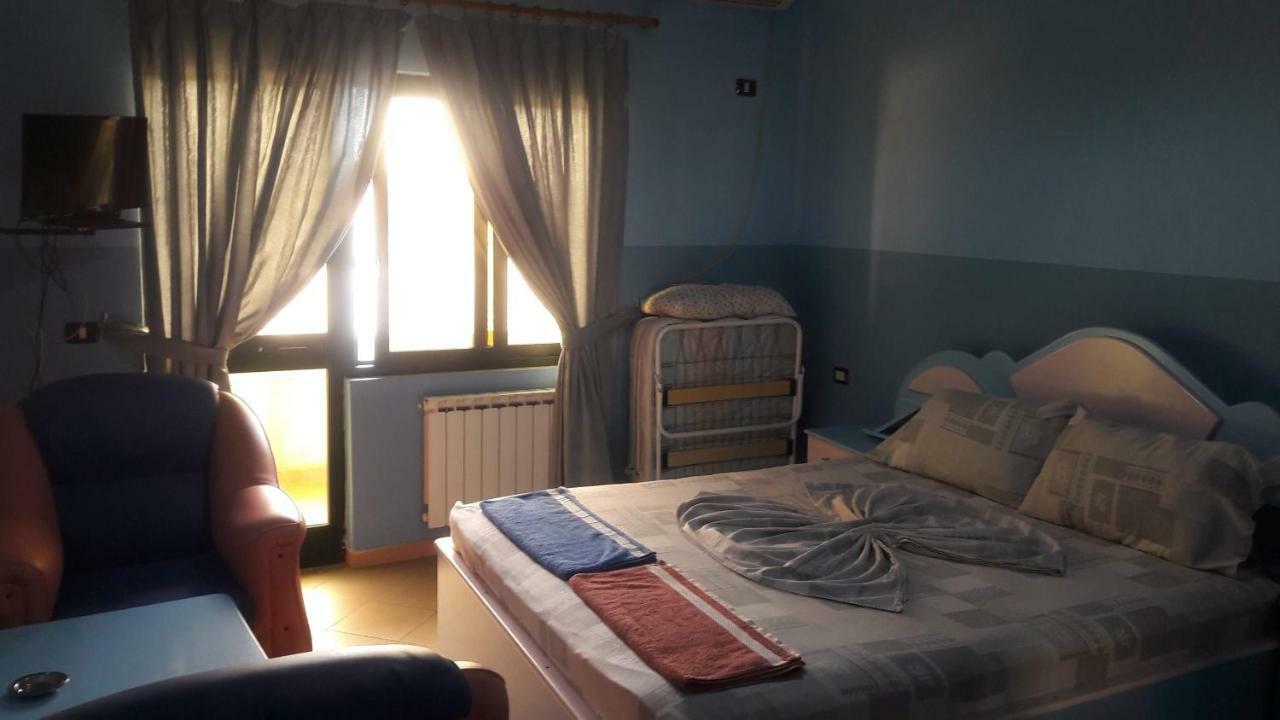 Hotel Europa Lezhë 외부 사진
